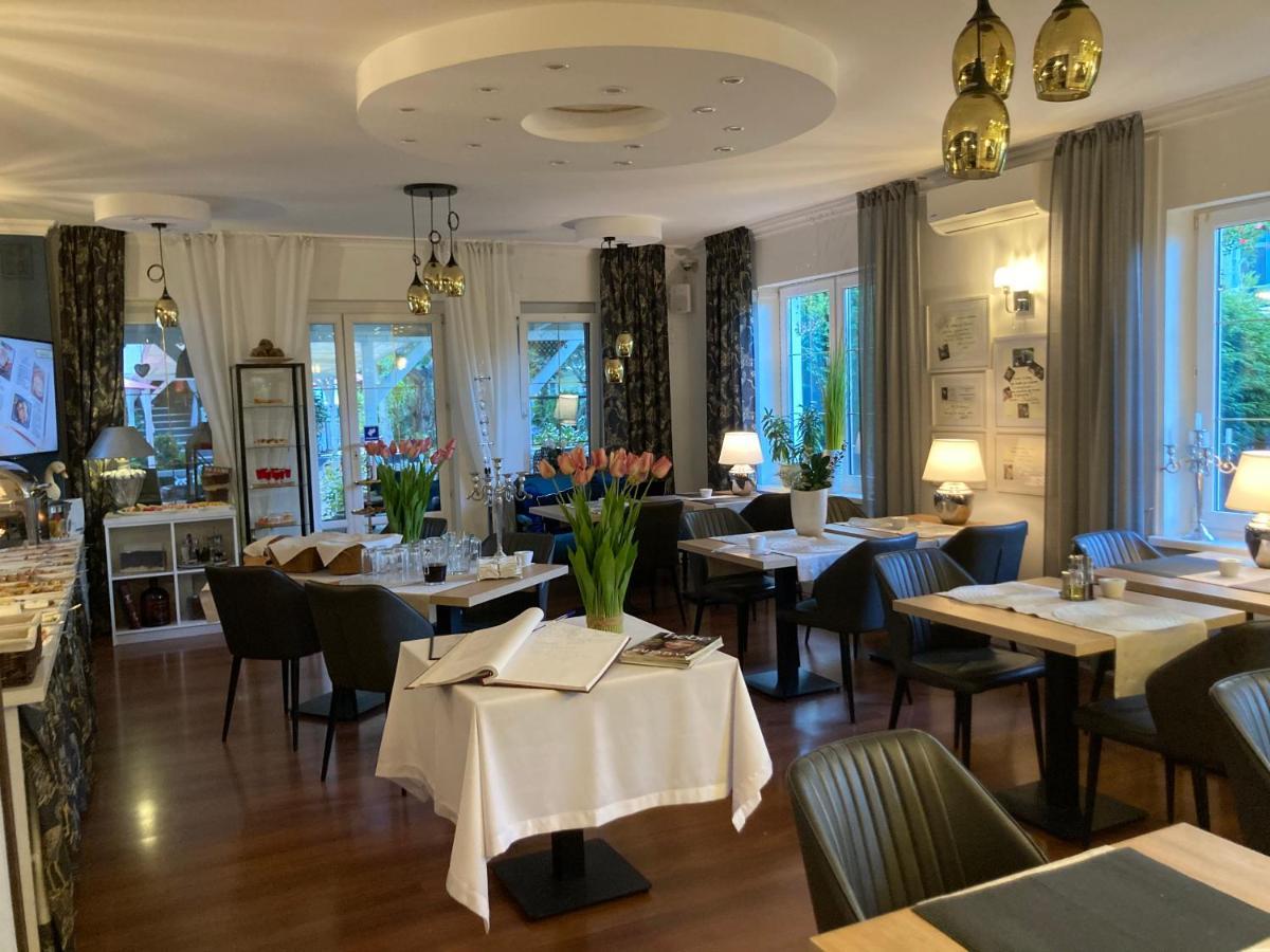 Rezydencja Pod Teznia & Spa อีนอวรอตสวาฟ ภายนอก รูปภาพ