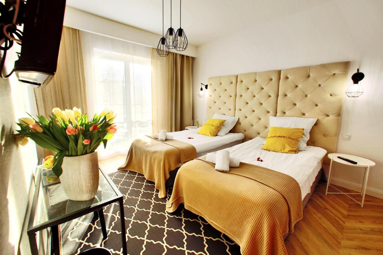 Rezydencja Pod Teznia & Spa อีนอวรอตสวาฟ ภายนอก รูปภาพ